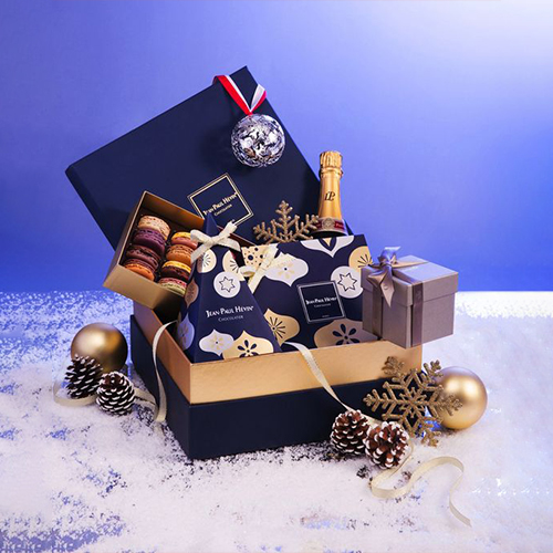 holiday gift packaging